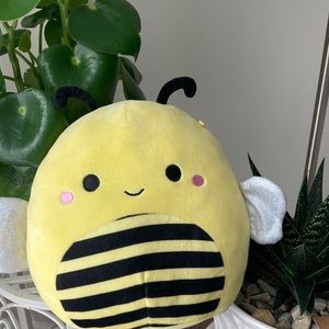 Squishmallow - Sunny the Bee 8”